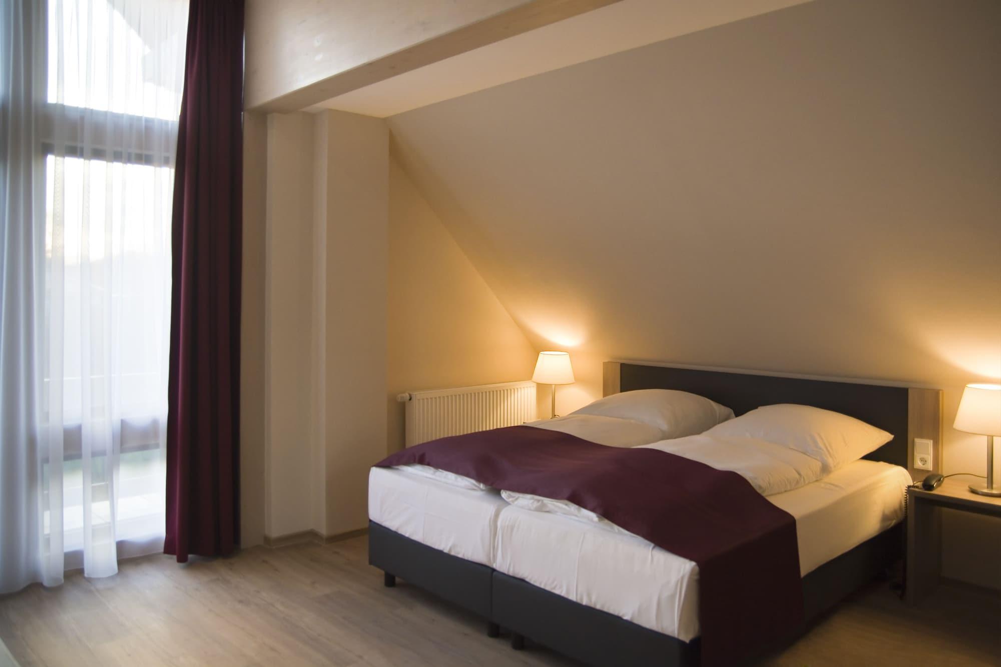 Troll'S Brauhaushotel Медебах Екстериор снимка